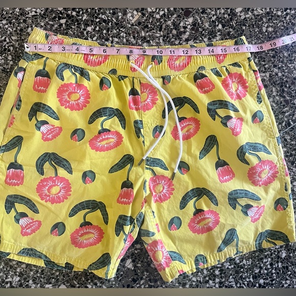 RVCA Men’s Drawstring Shorts Size L - Picture 4 of 5